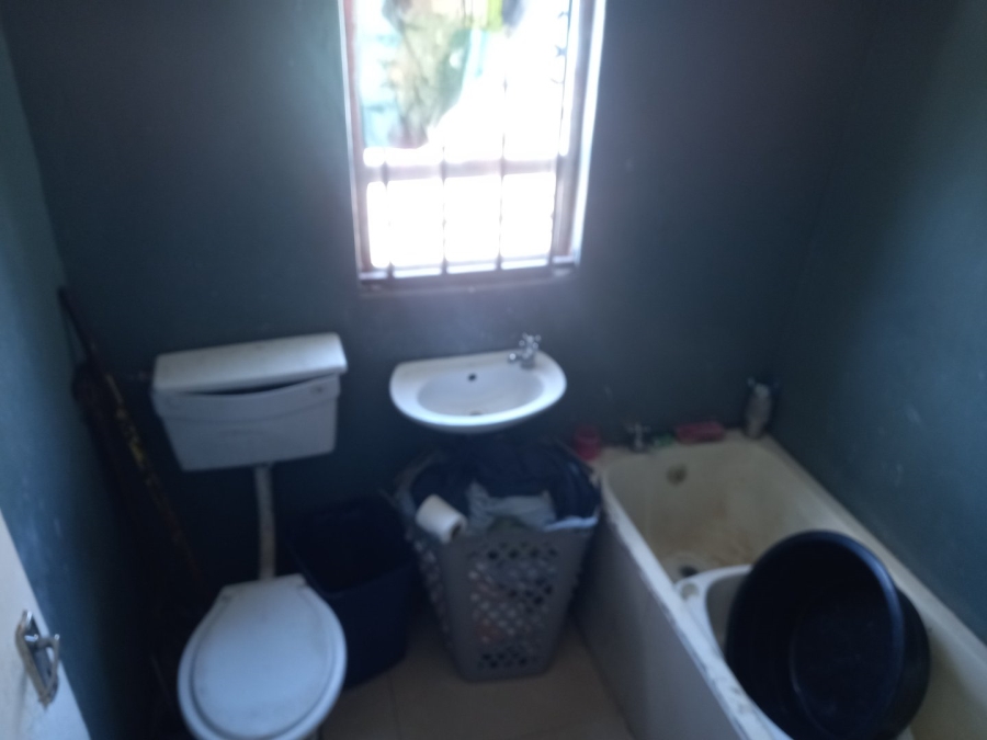 2 Bedroom Property for Sale in Mfuleni Western Cape